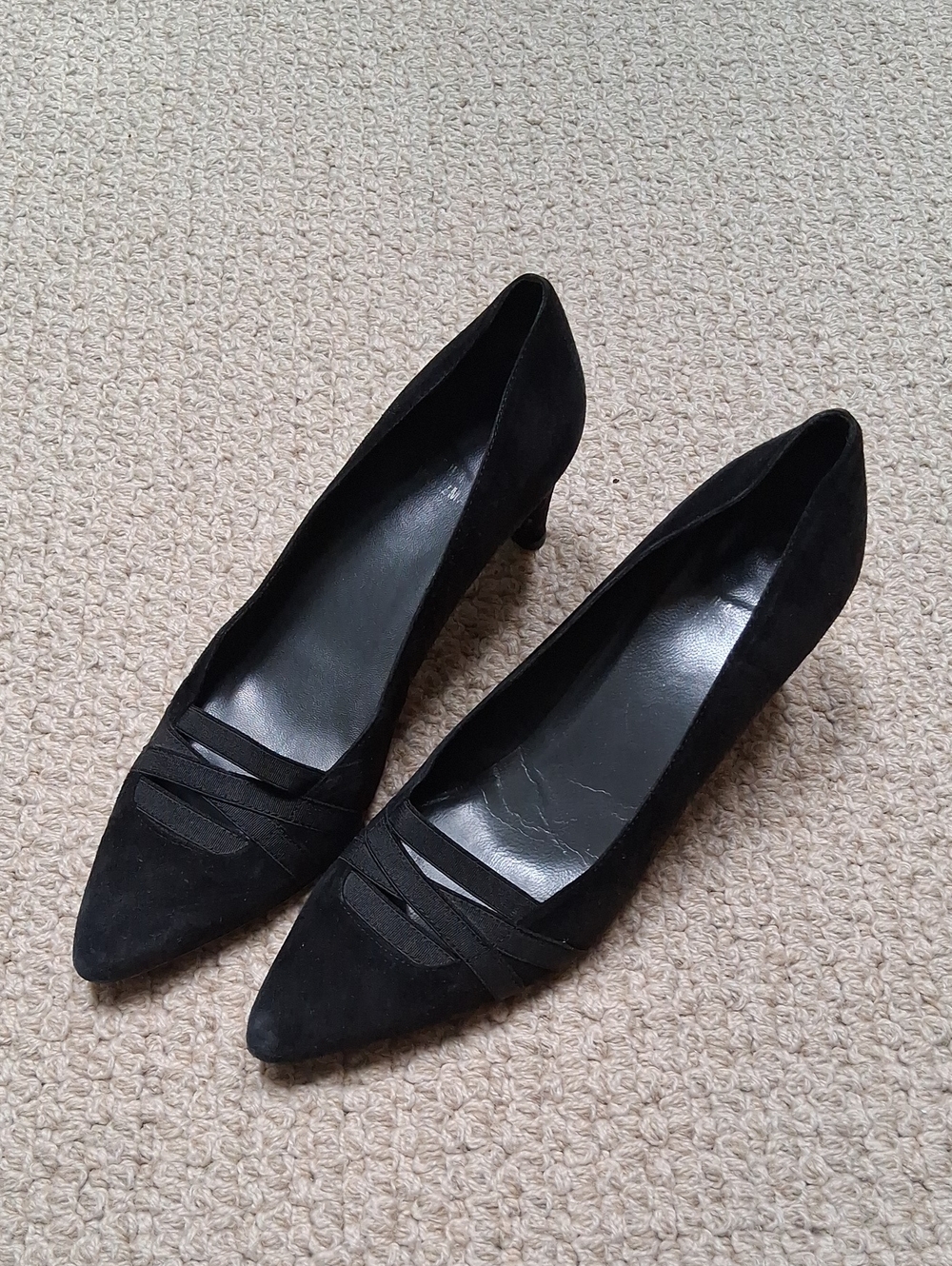 Stuart Weitzman Black Suede Pointed-Toe Kitten Heels